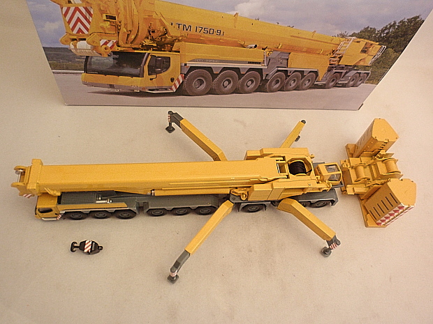 画像: WSI No.08-1113 LIEBHERR LTM 1750-9.1 MOBILE CRANE