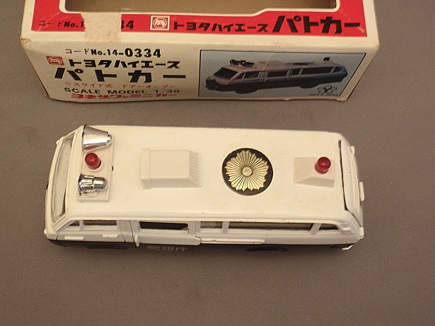 画像: ダイヤペット Ｐ－４２ トヨタハイエースパトカー