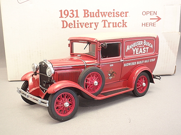 ダンバリーミント 1931 Ford Panel Delivery Truck - Budweiser