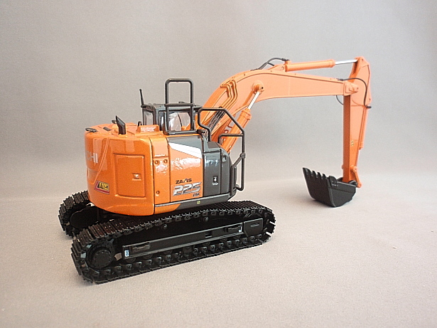 画像: 日立建機特注 ＺＡＸＩＳ２２５　ＵＳ-7