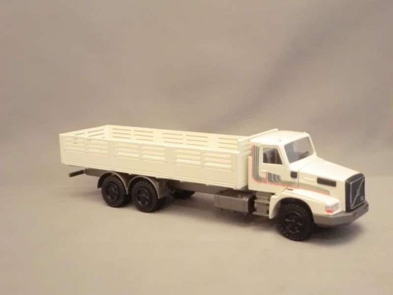 画像: Conrad 3776 Volvo NL10 Platform Truck