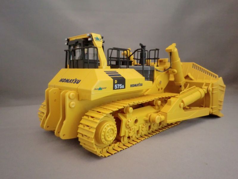 画像: KYOSHO KOMATSU D575A-3 SD