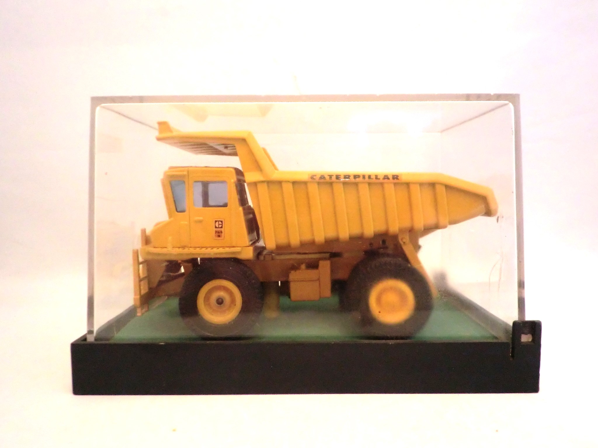 画像: GESCHA(現コンラート)  CAT 769B DUMP TRUCK